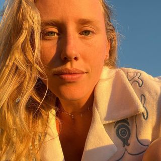 Lindsley Register - actress, director, writer, author, producer