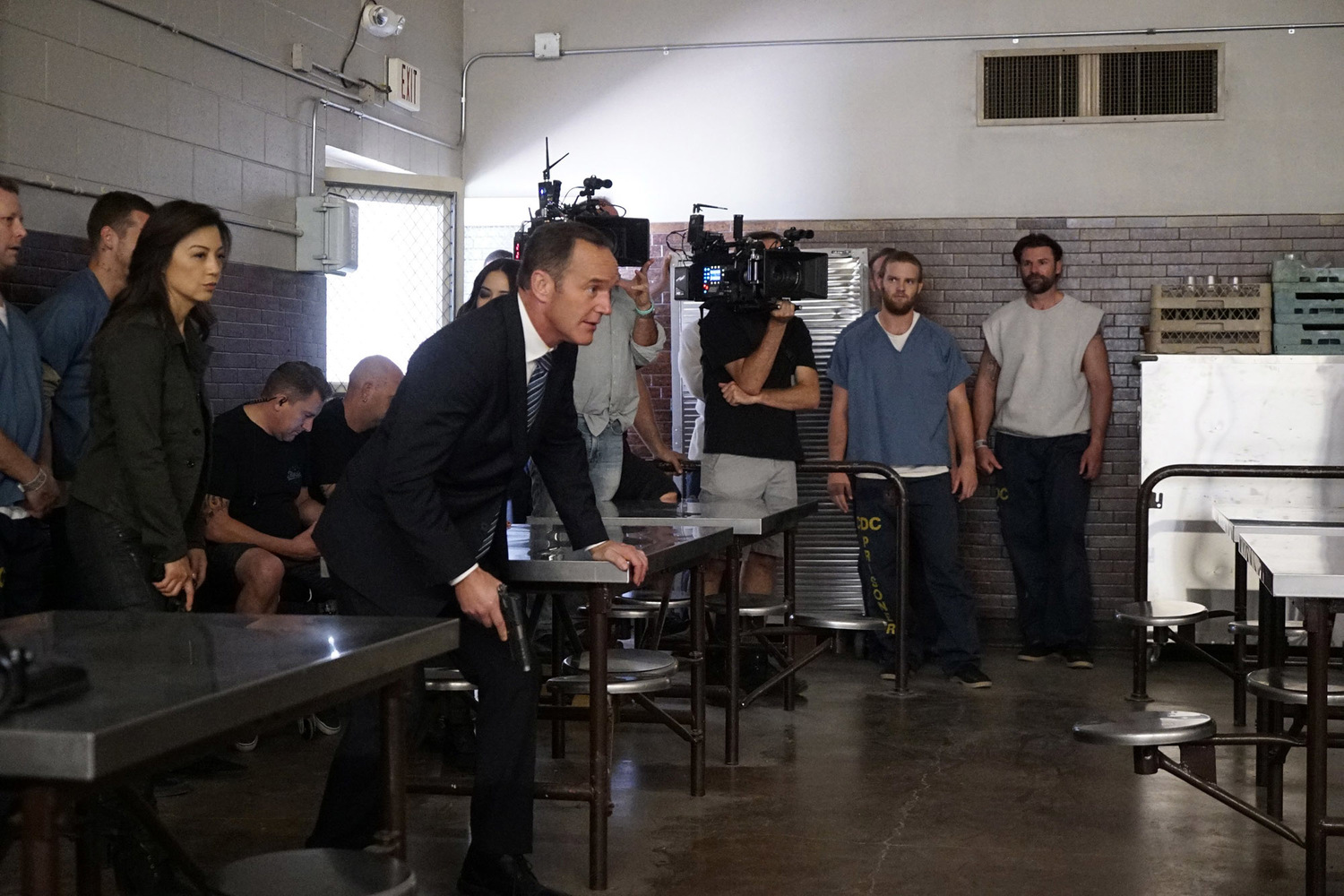 Prison break 6. Episode prison. Кейт вудс. Хочу в тюрьму съемки. Episode prison.