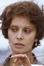 Необычный день (фильм, 1977)
