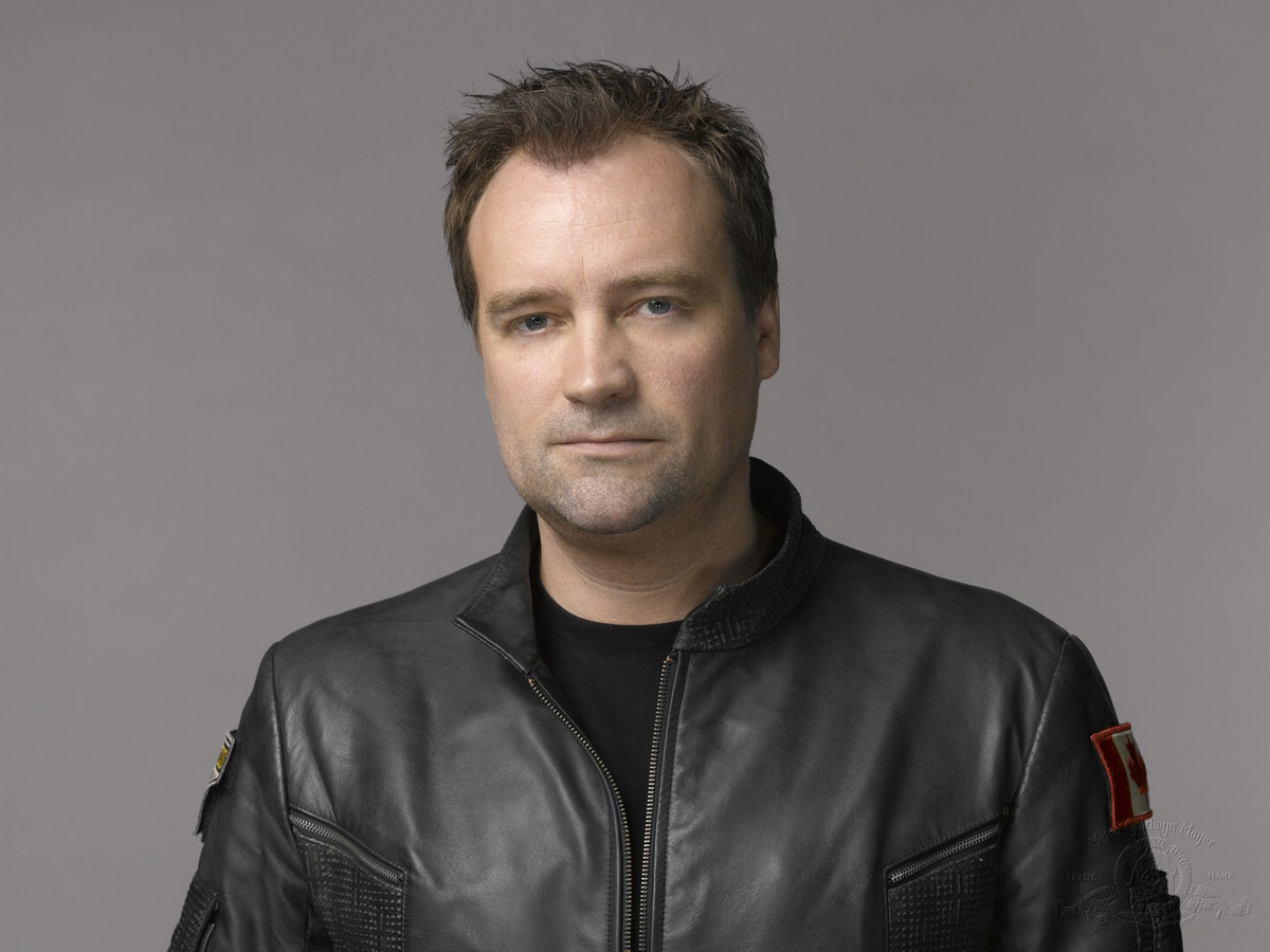 TV Show "Stargate: Atlantis" (2004 – 2009): David Hewlett 1 season 1200x900