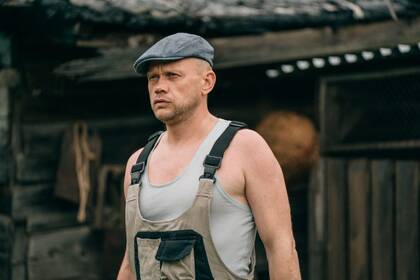 Зовите Ермолова! (сериал, 2023 – ...)