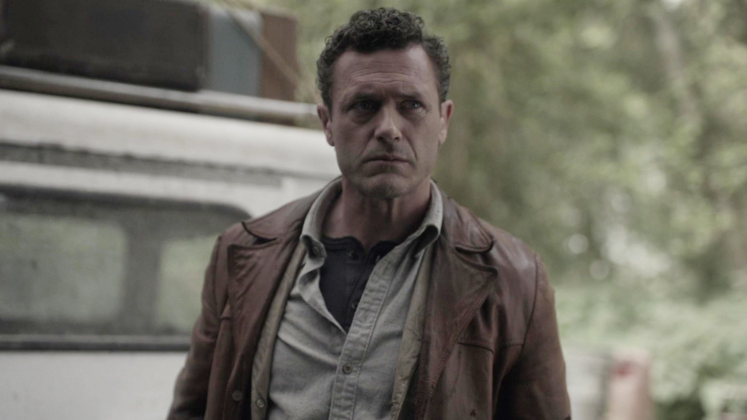 Сериал «Человек в высоком замке» (2015 – 2019): 3 сезон, 6 эпизод — «Конец истории» (History Ends) 1500x844