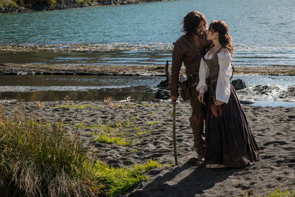 Besieged (series, 2015 – 2019)