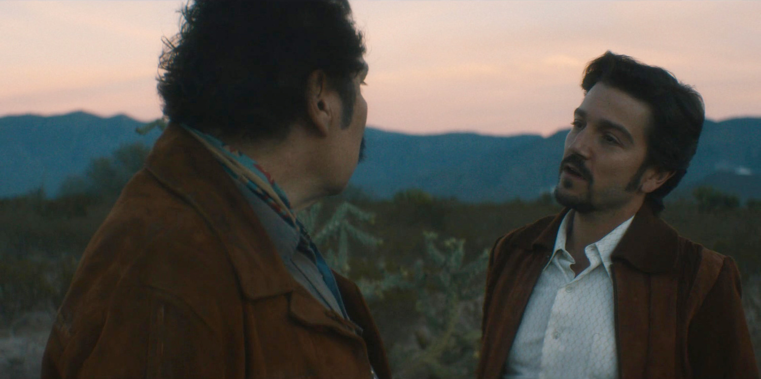 Screenshots Narcos México