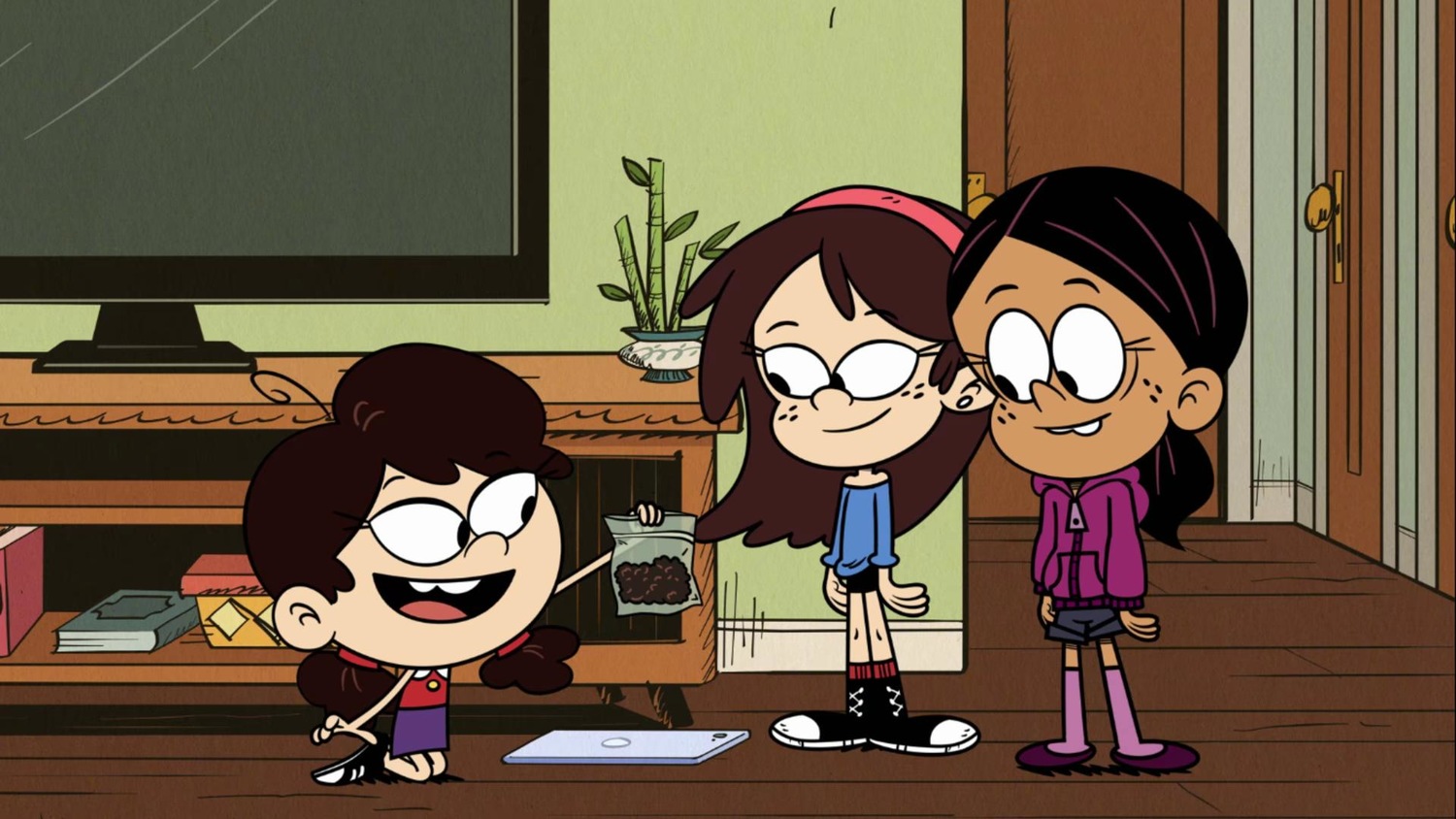 Stills - The Casagrandes.