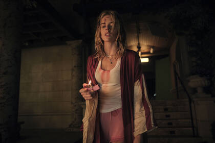 "Borderline" — stills