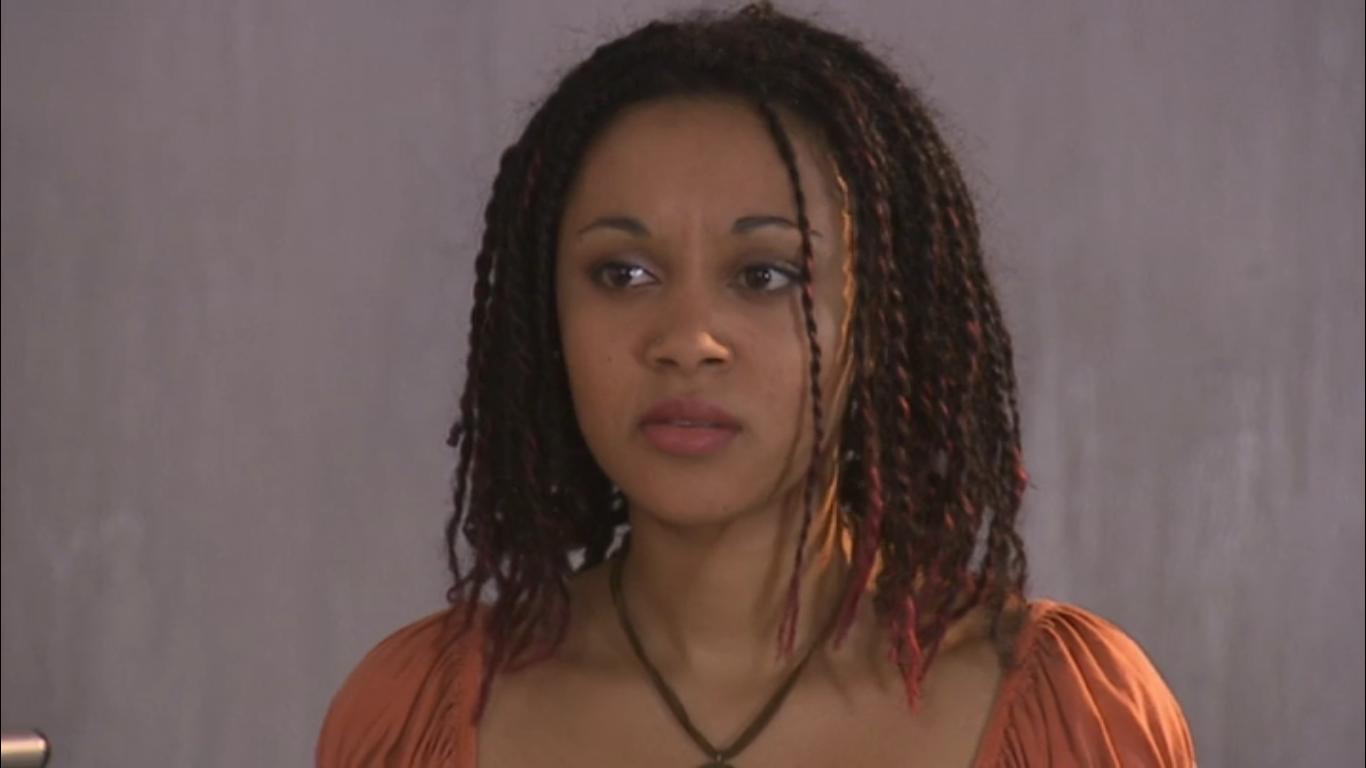 Серіал «История Трейси Бикер» (2002 – 2006): Рошелль Гэдд 2 сезон, 2 епізод — «Bedsit» 1366x768
