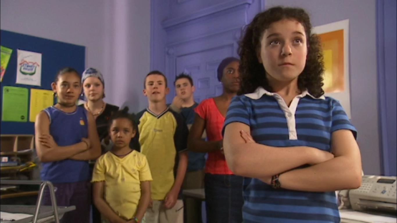 Серіал «История Трейси Бикер» (2002 – 2006): Бен Хэнсон, Алисия Хупер, Дені Хармер, Chloe Hibbert-Waters, Монтанна Томпсон, Киаран Джойс, Шарлін Уайт 2 сезон, 25 епізод — «Nathan's Assessment» 1366x768