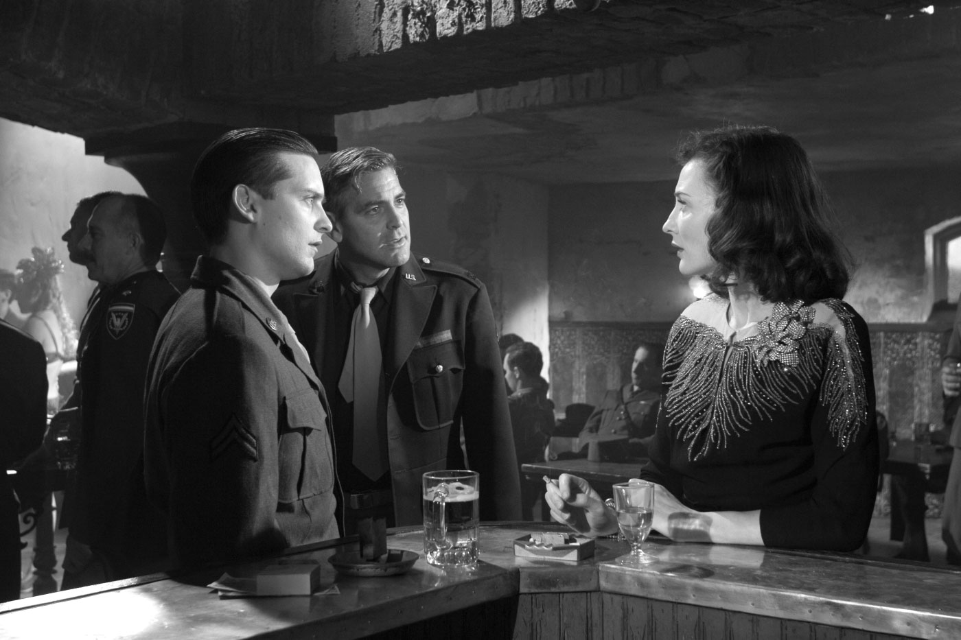 вернер фассбиндер мем. фридрих мурнау. фабрика грёз актеры 2019. вендерс съемочная группа. мировой кинематограф.