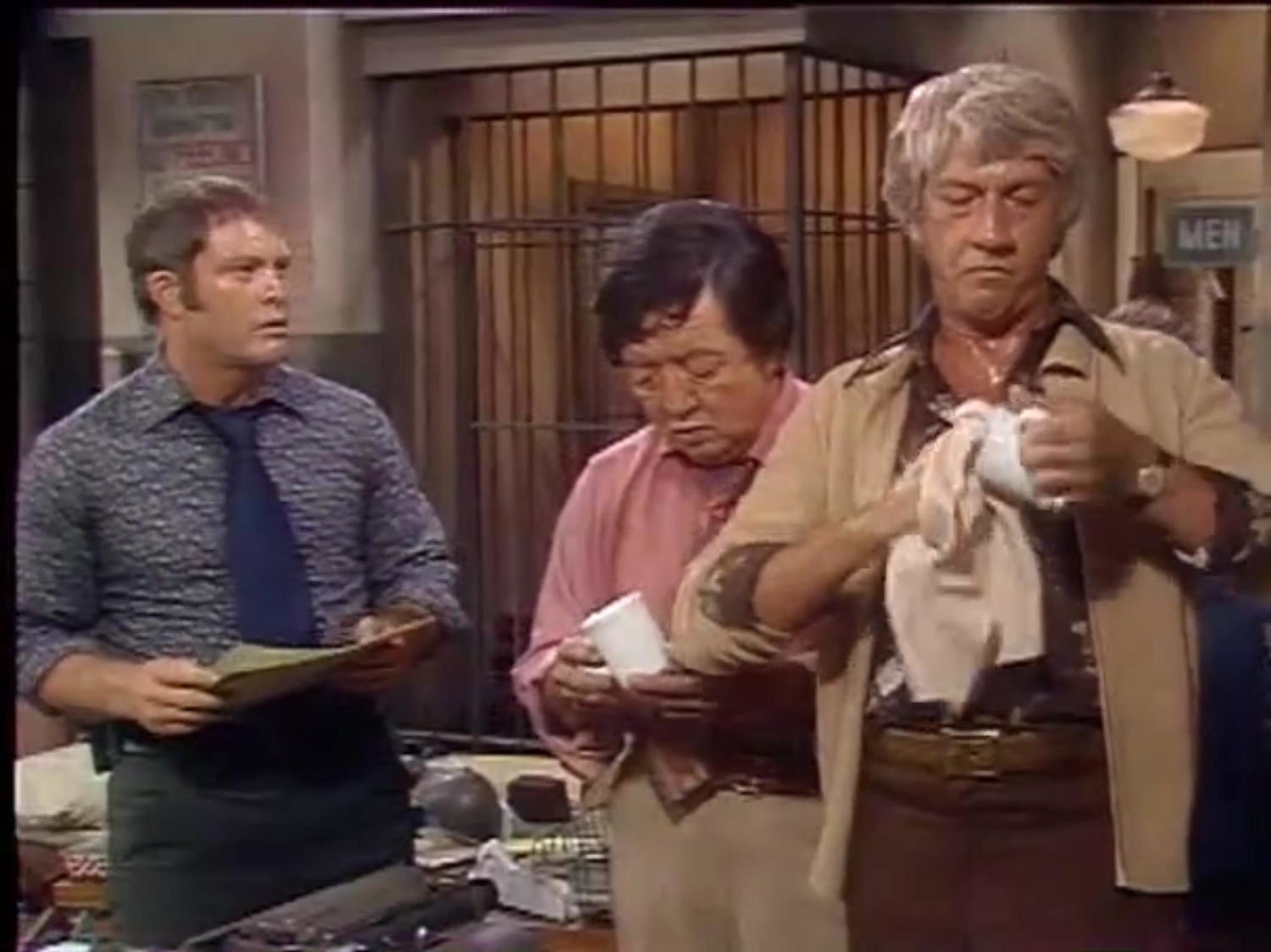 Серіал «Барни Миллер» (1975 – 1982): Джек Су, Рей Стюарт, Макс Гейл 3 сезон, 3 епізод — «Quarantine (2)» 1500x1125