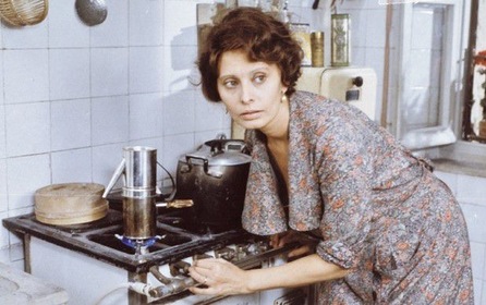 Необычный день (фильм, 1977) - актеры, трейлер, фото