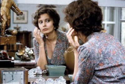 Необычный день (фильм, 1977) - актеры, трейлер, фото