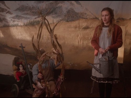 Серіал «Когда зовёт сердце» (2014 – ...): 1 сезон, 8 епізод — «Опасные солисты» (Perils of the Soloists) 500x375