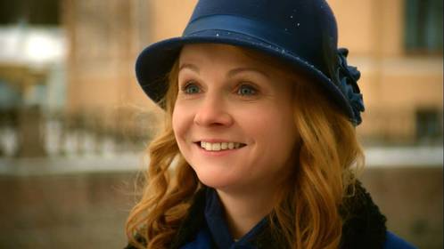 Olomon tomonidan sikilayotgan bir ayolning qisqa pornosi Yassi xxx