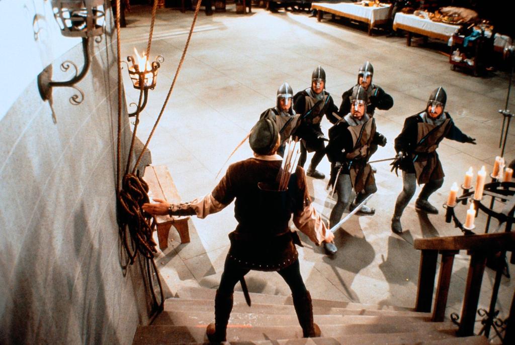 Фільм «Робін Гуд: Чоловіки в трико» (1993): Кері Елвіс 1024x687