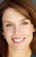 Меган Галлагер — April Farrell