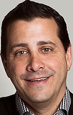 Девід Глассер — виконавчий продюсер