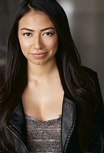 Натали Камуньяс — Claudia Rivas