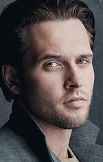 Бредлі Тернер — Freddie Shaw