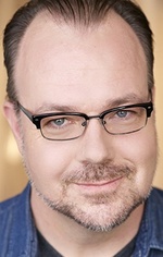 Роб Негл — Father James Healy