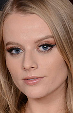 Cast - My Family Pies (2017 –)