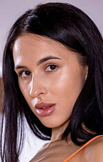 Cast - Sybil Raw (2022 –)