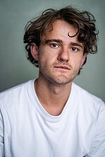 Фабиан Беван — Matthew Phillips