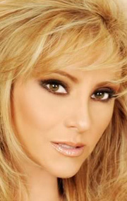 Даниэла Кастро (Daniela Castro)