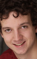 Гела Коннелл (Gaelan Connell)