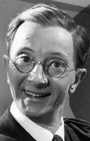 Чарльз Хоутрі (Charles Hawtrey)