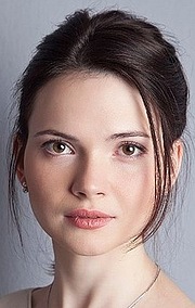 Бір әйелдің ішіне ер адамның көзінше бір топ адам кірді