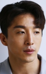 Тон Донг (Hyeon-bae Dong)