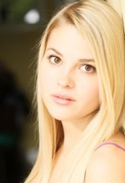 Сүйекті балапан есекке сиып кетеді