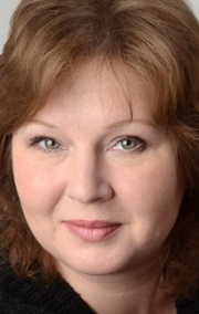 Күйеуі жыныстық қатынастан кейін киска жалайды Азиаттар кеңседегі порно