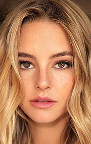 Hassie Harrison - actress - biography, photo, best movies and TV shows