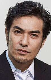 Кадзукі Кітамура (Kazuki Kitamura)