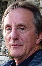 Девід Ліленд (David Leland)