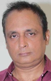Піюш Мішра (Piyush Mishra)