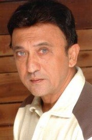 Теж Сапру (Tej Sapru)