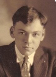 Уїнстон Шарплс (Winston Sharples)