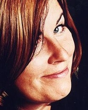 Лиза Тарбак (Liza Tarbuck)