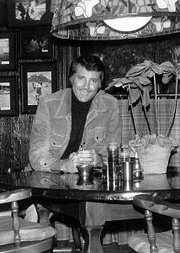 Лайл Ваггонер (Lyle Waggoner)