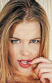 Қалыңдықты ұрып-соғу видеосы