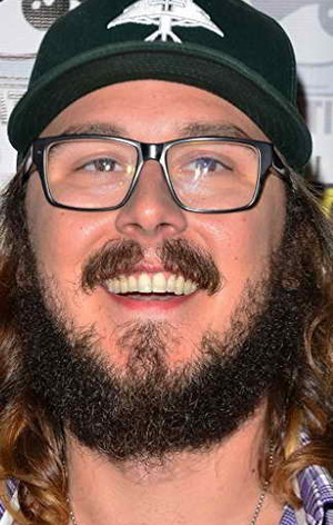 Кайл Ньюачек (Kyle Newacheck)