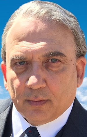 Джонатан Койн (Jonathan Coyne)