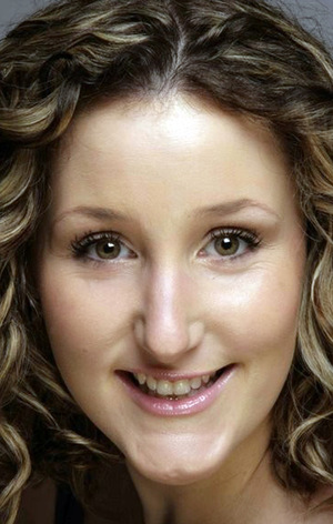 Брона Во (Bronagh Waugh)