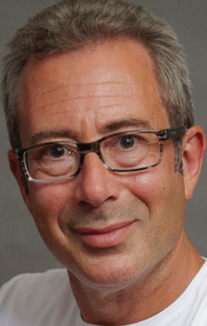 Бен Елтон (Ben Elton)