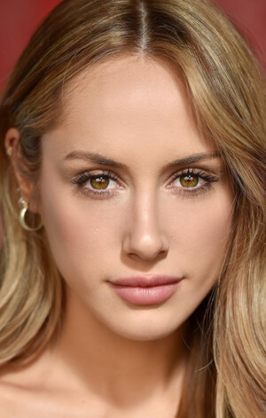 Angela Halili - actress - biography, photo, best movies and TV shows