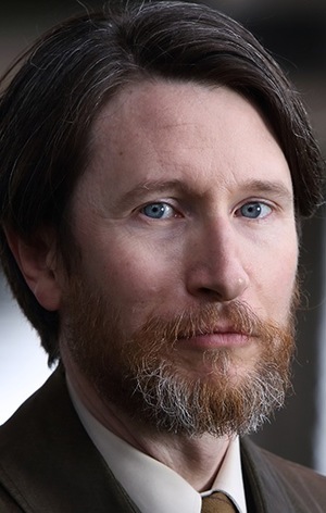Джонатан Еріс (Jonathan Aris)