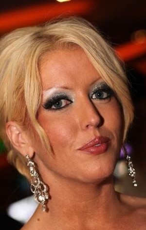 Кагни Линн Картер порно массажы Қарт әйелдермен жыныстық қатынас бөлімдері